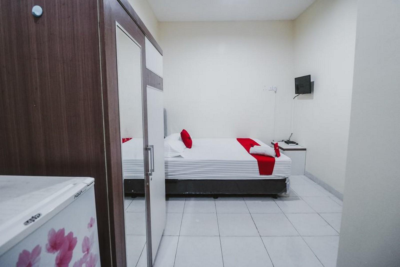 Reddoorz Plus Near Semanggi Jakarta Buitenkant foto