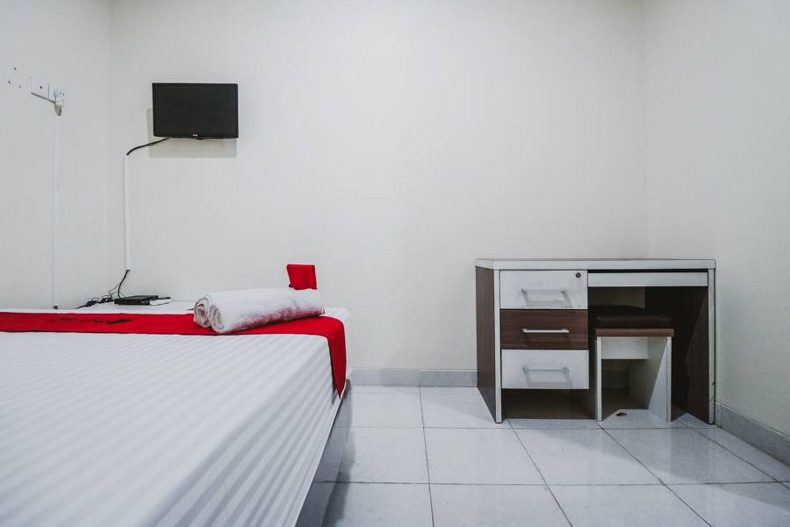 Reddoorz Plus Near Semanggi Jakarta Buitenkant foto